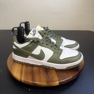 Nike Dunk Low Medium Olive Women’s Size 7 DD1503-120 Olive Green White Athletic